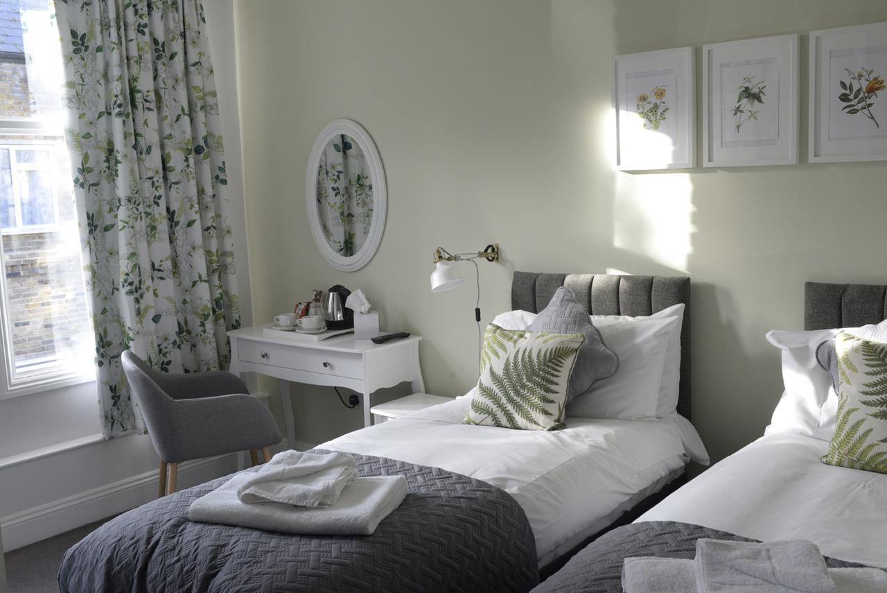The Milford Arms 3*