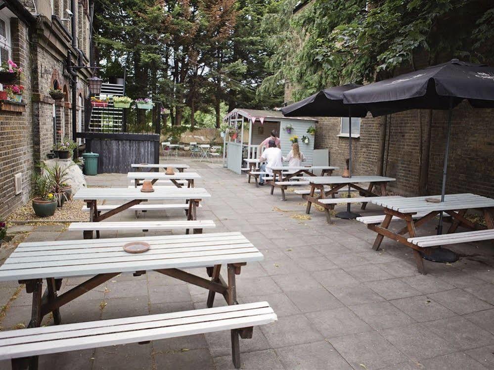 Inn The Milford Arms 3*