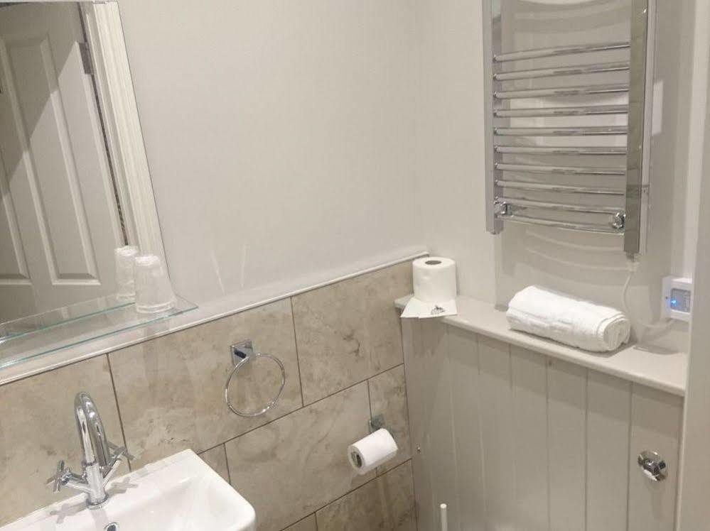 The Milford Arms 3*